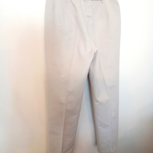 Vintage Dockers Mom Style Khakis - Picture 5 of 15